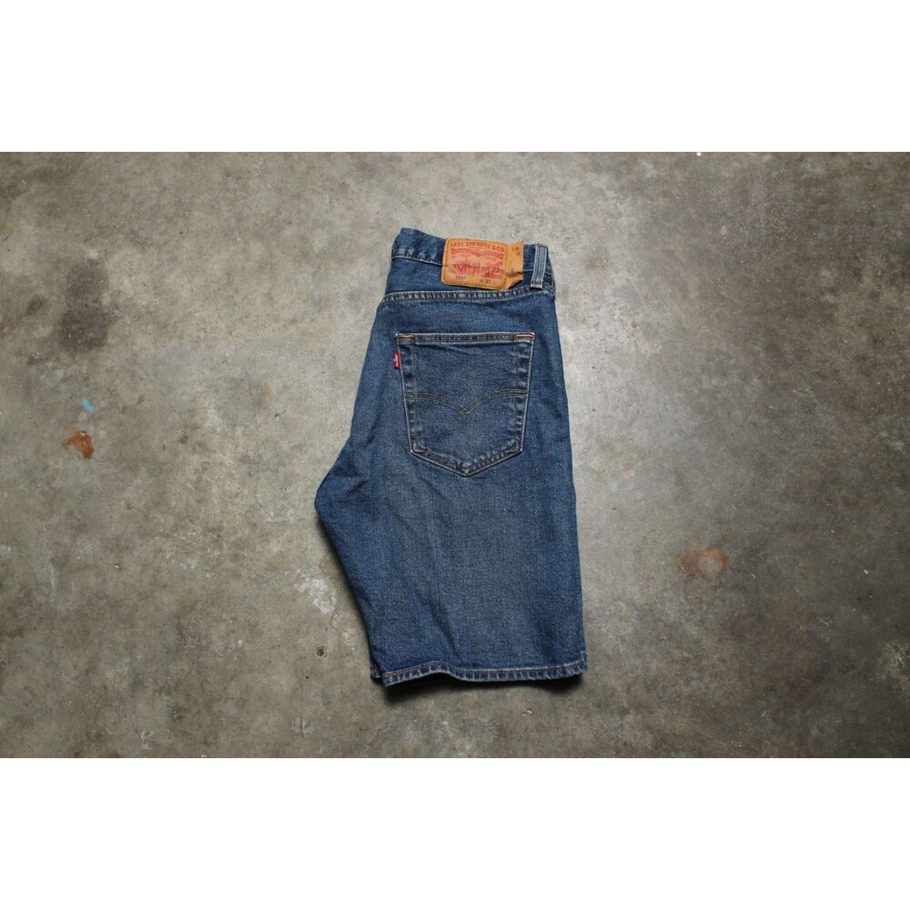 Vintage Y2k Levi's 501 Button Fly Jean Shorts - Size 32